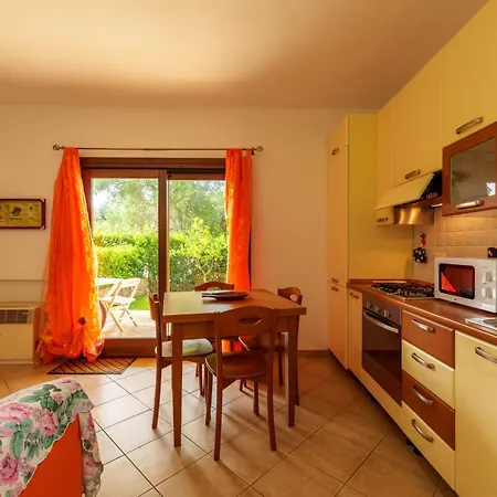 Apartament Albicocca *
